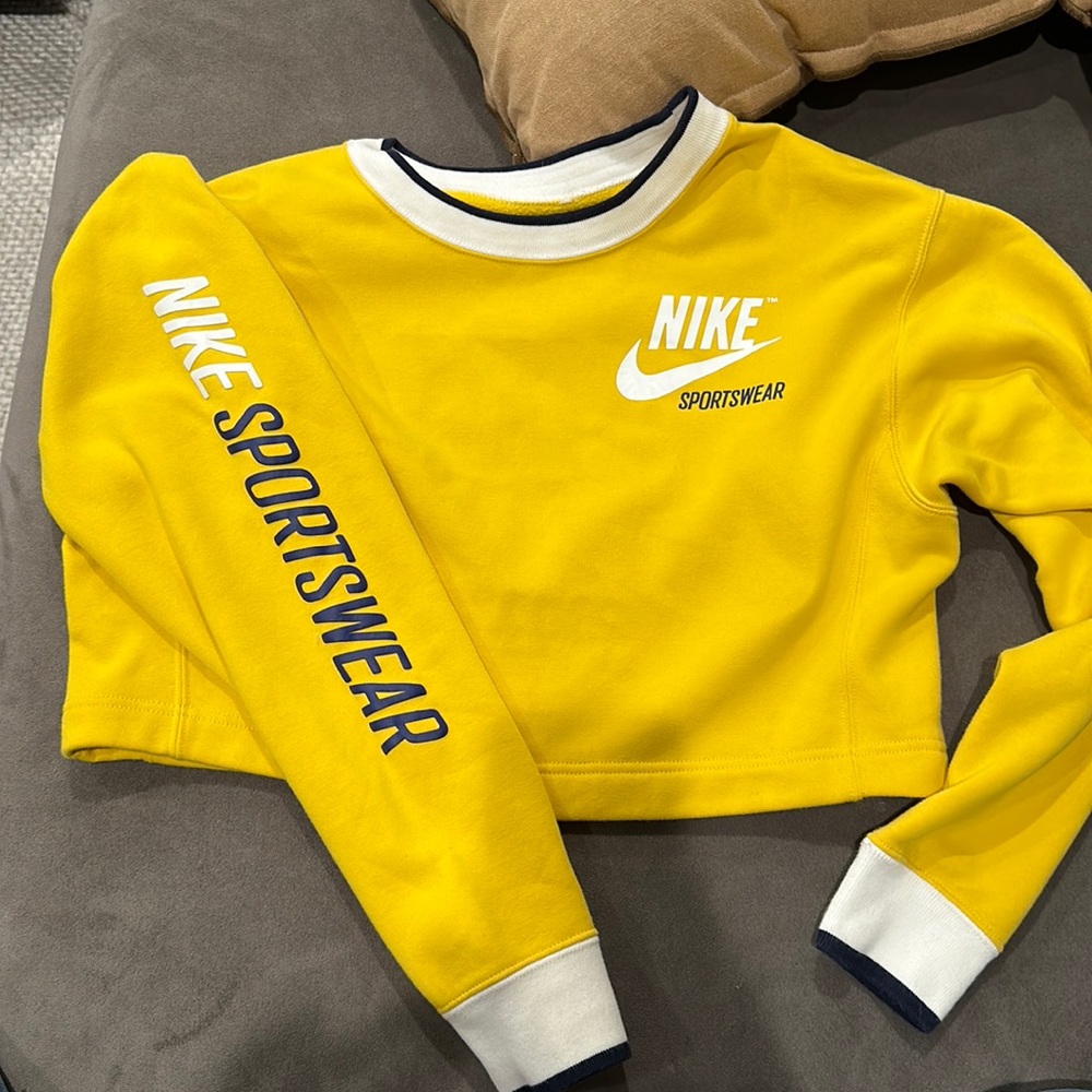 Vintage reversible Nike Crop